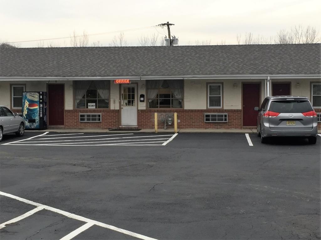 Budget Inn Wrightstown Buitenkant foto