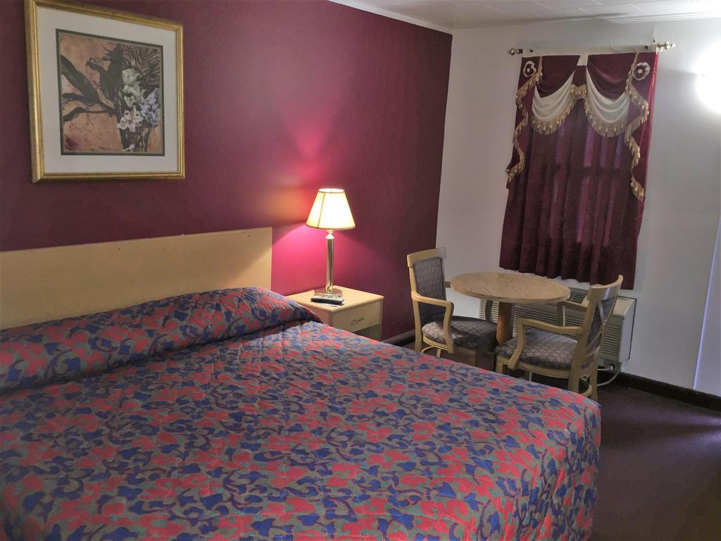 Budget Inn Wrightstown Buitenkant foto