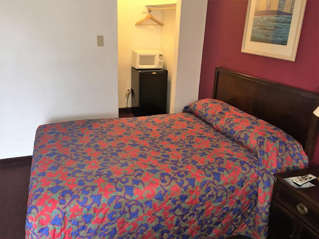 Budget Inn Wrightstown Buitenkant foto